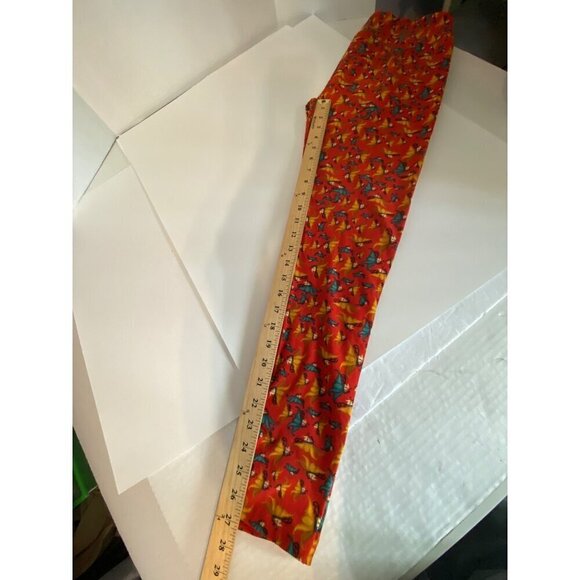 Lularoe Red with Butterflies Super Soft Leggings Women’s Size Tall & Curvy - Picture 8 of 8
